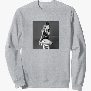 NEW Official Ariana Grande My Everything Sweatshirt size M